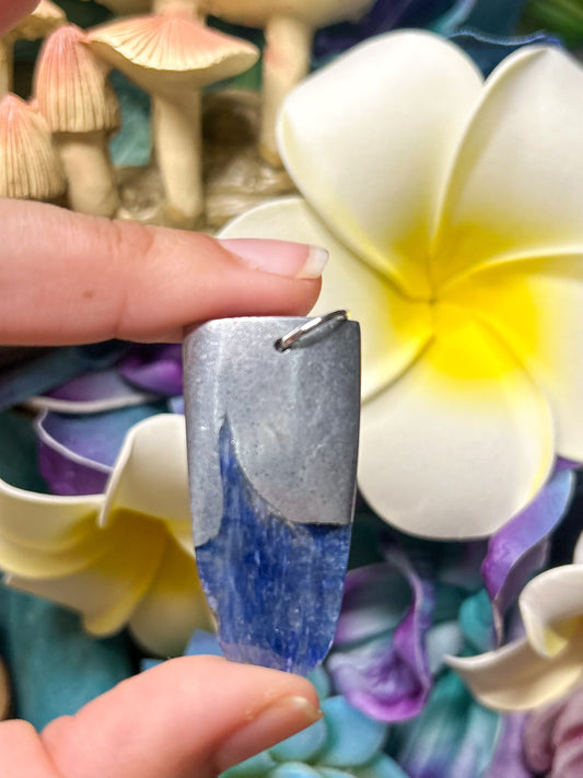 Kyanite Pendant KN17