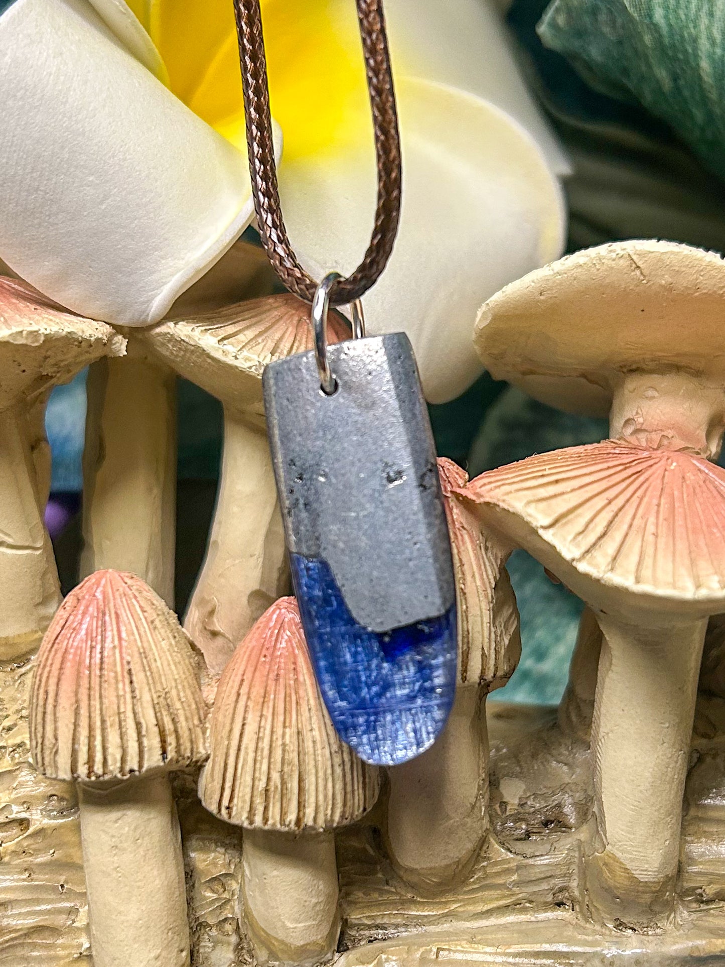 Kyanite Pendant KN16