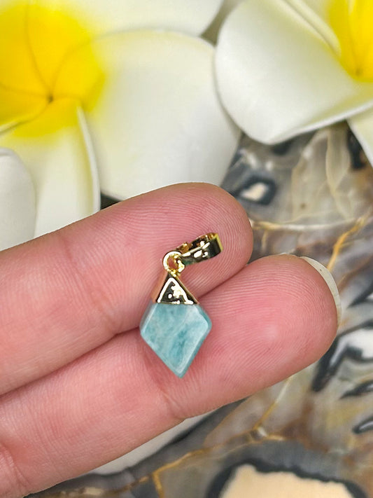 Amazonite Pendant AZ08