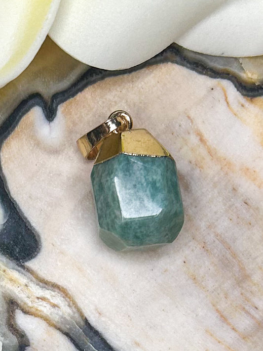 Amazonite Pendant AZ33