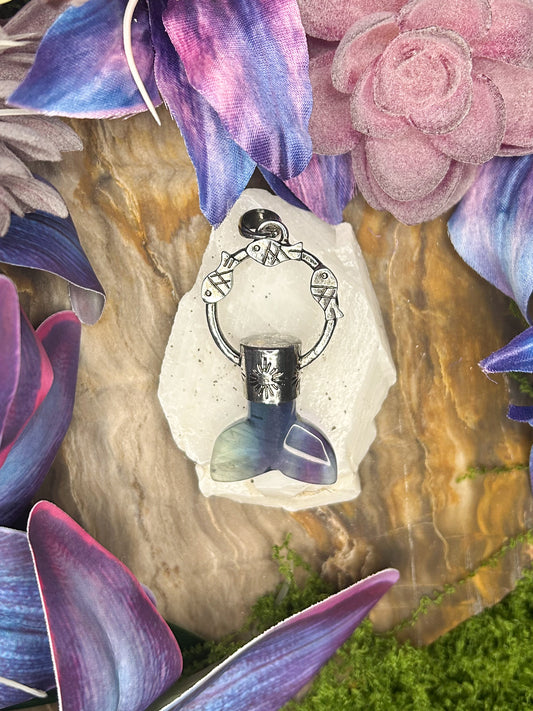 Fluorite Pendant FL48