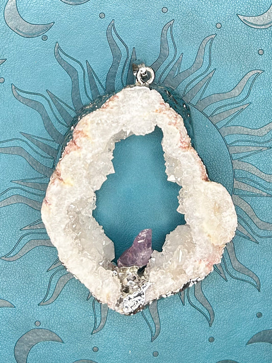 Agate Druzy Pendant DZ10