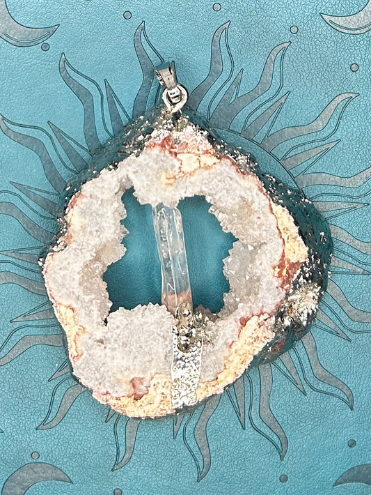 Agate Druzy Pendant DZ04