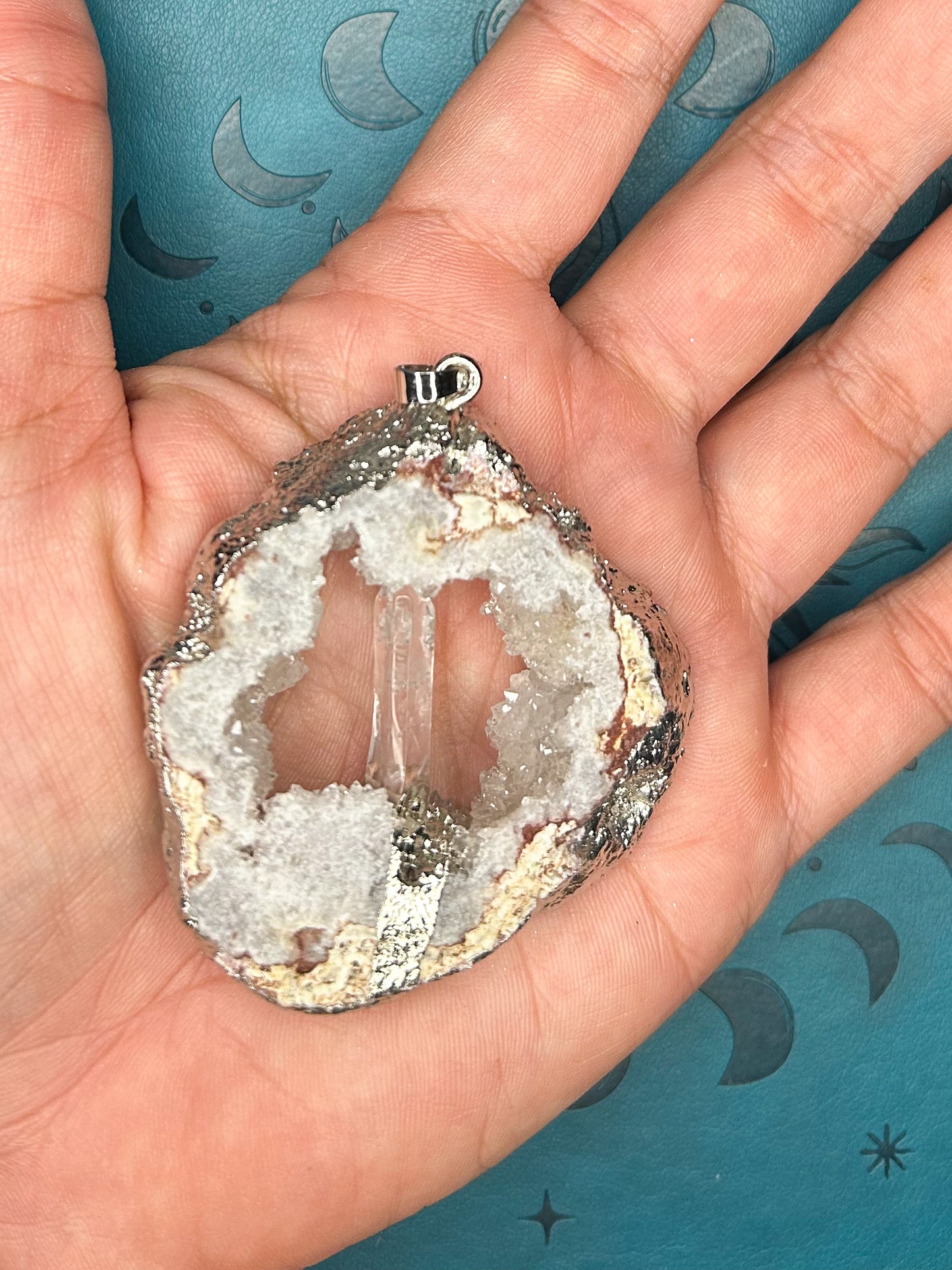 Agate Druzy Pendant DZ04