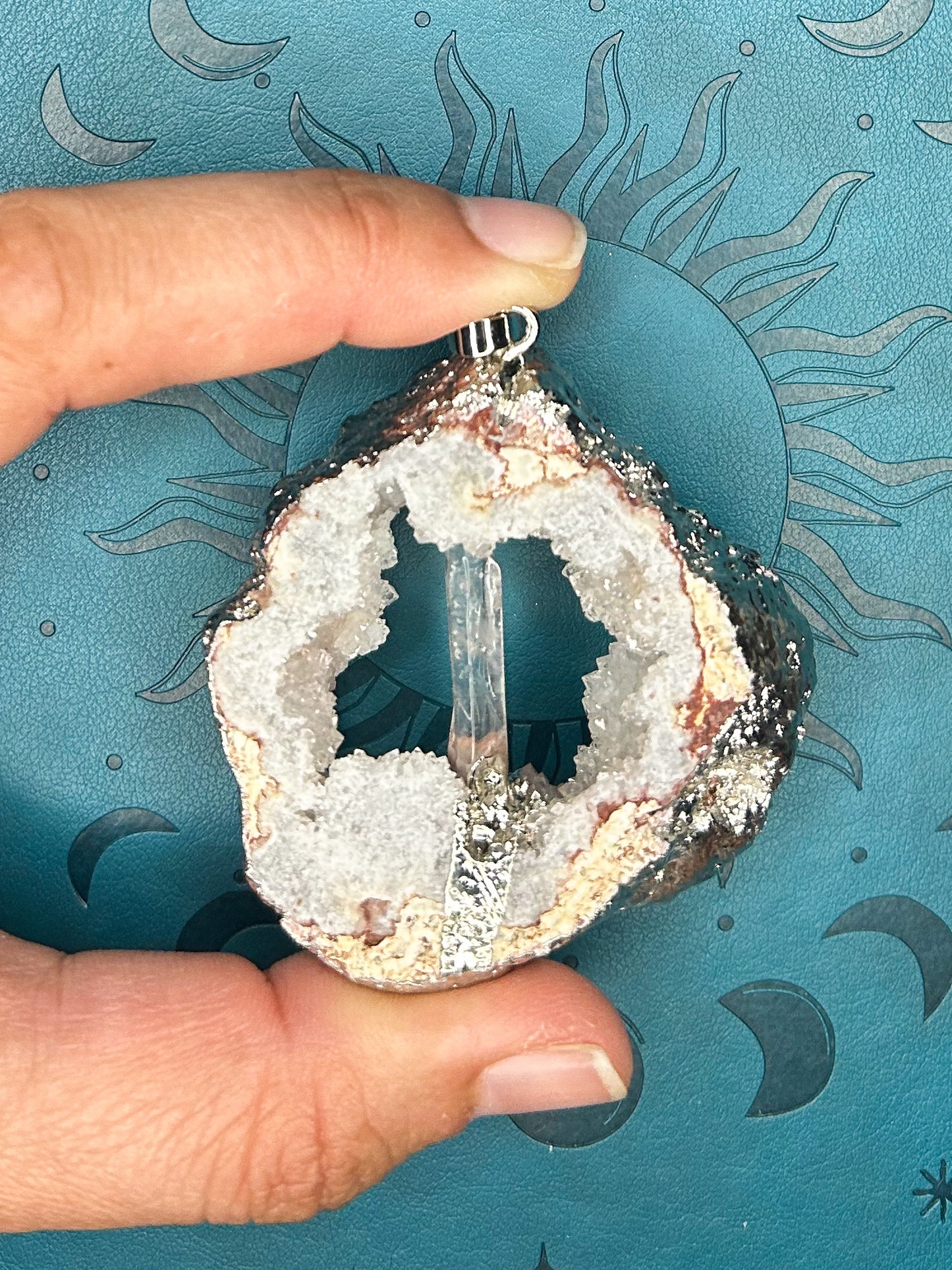 Agate Druzy Pendant DZ04