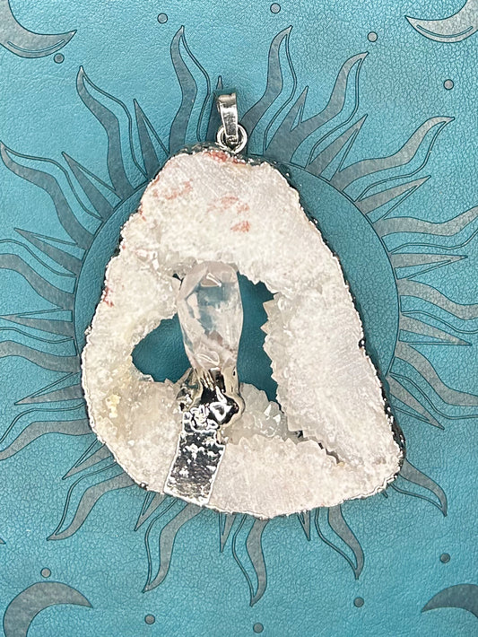Agate Druzy Pendant DZ05