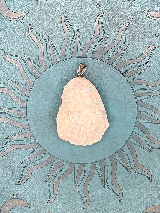 Agate Druzy Pendant DZ27