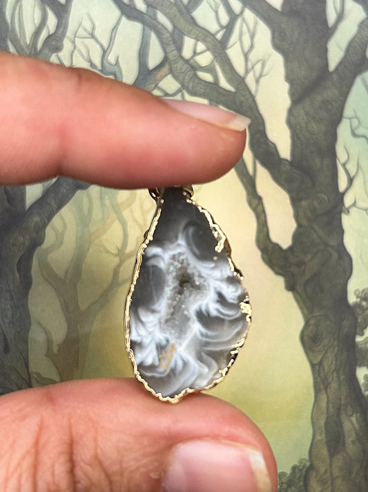 Agate Geode Pendant AG62