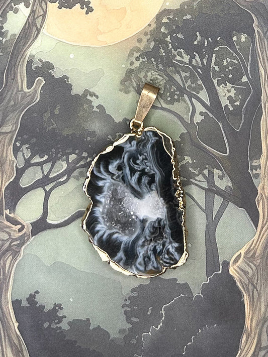 Agate Geode Pendant AG57