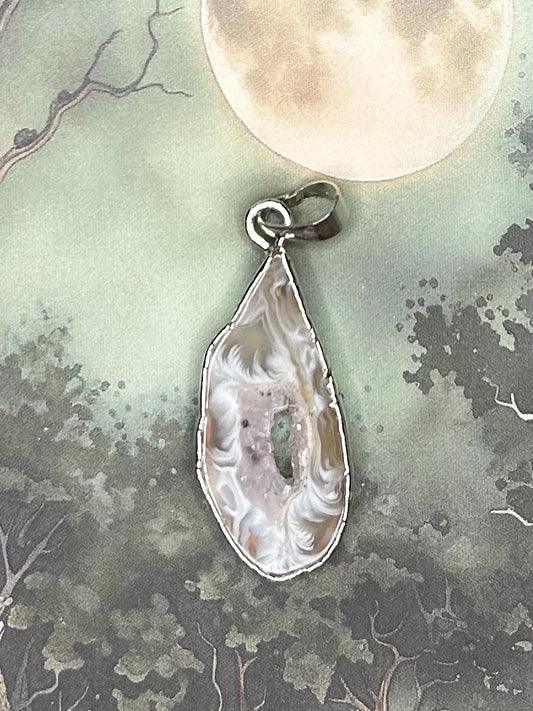 Agate Geode Pendant AG33