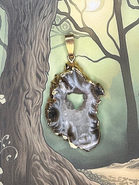 Agate Geode Pendant AG61