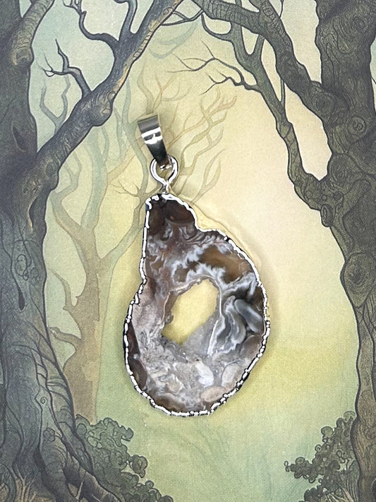 Agate Geode Pendant AG37