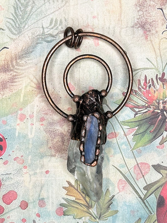 Clear Quartz Pendant QZ14
