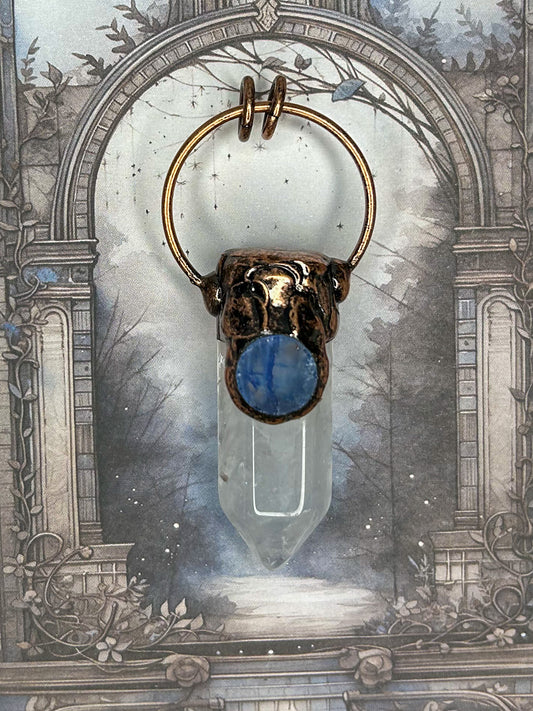Clear Quartz Pendant QZ24