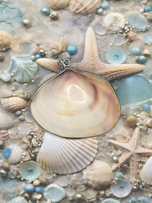 Shell Pendant SH06