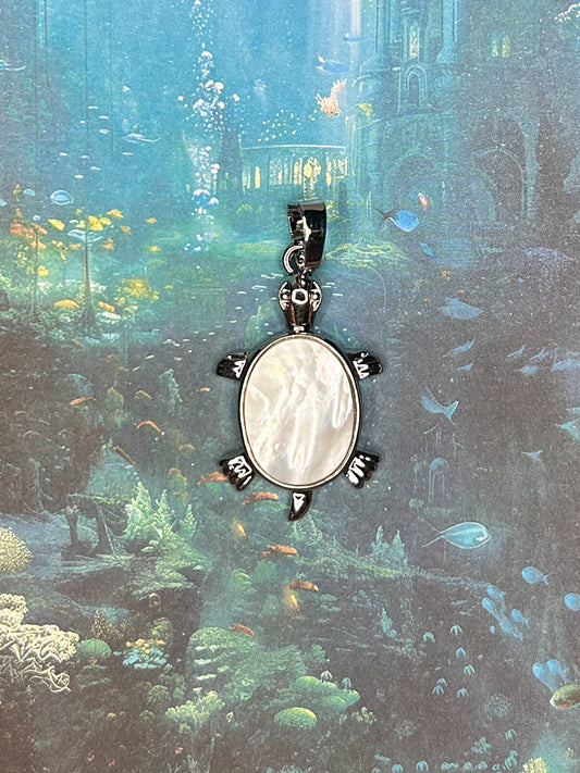 Shell Pendant SH15